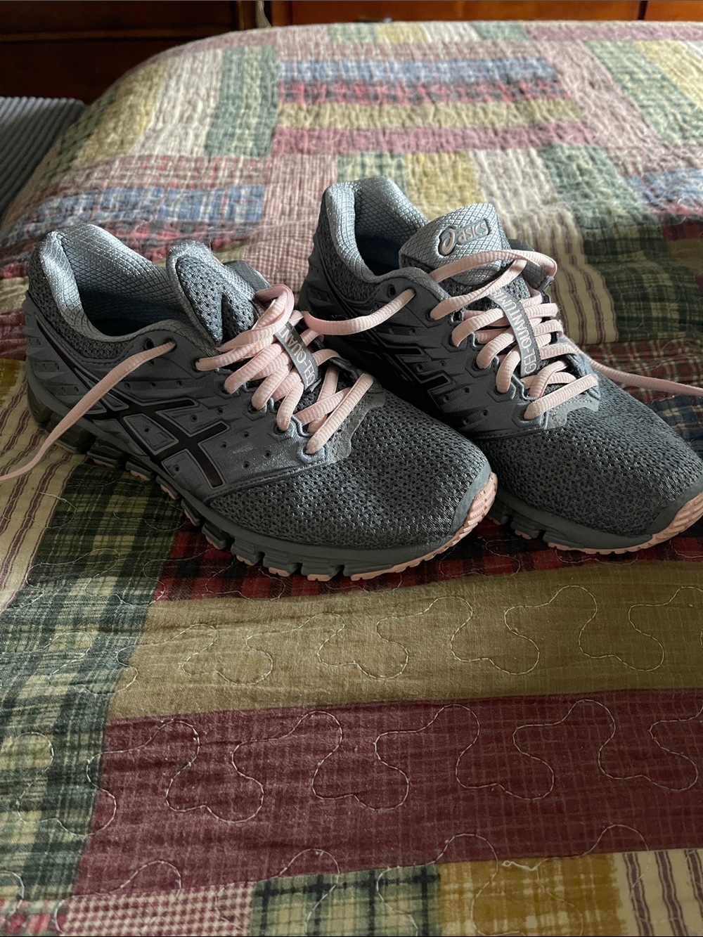 ASICS Gray Running Sneakers with Pink Accents